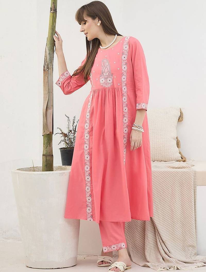 Women Ethnic Motifs Embroidered Panelled Thread Work Pure Cotton Kurta with Trousers