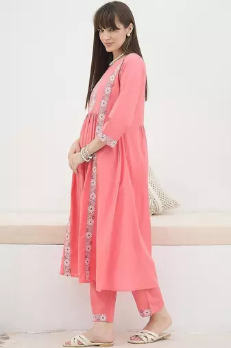 Women Ethnic Motifs Embroidered Panelled Thread Work Pure Cotton Kurta with Trousers