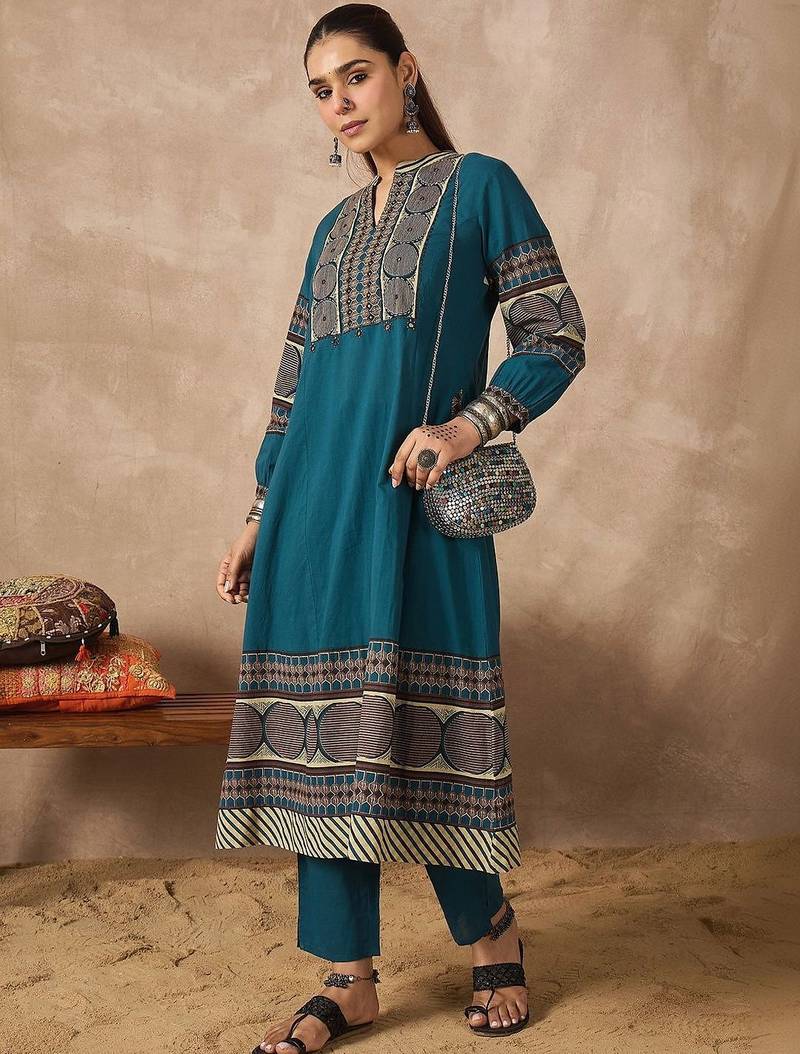 Women Printed Regular Pure Cotton Kurta with Trousers