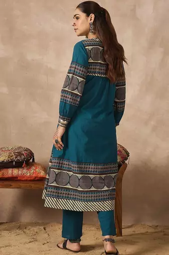 Women Printed Regular Pure Cotton Kurta with Trousers