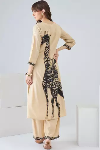 Women Animal Printed Regular Kurta with Trousers