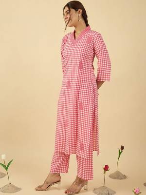 Women Regular Thread Work Pure Cotton Kurta with Trousers 3