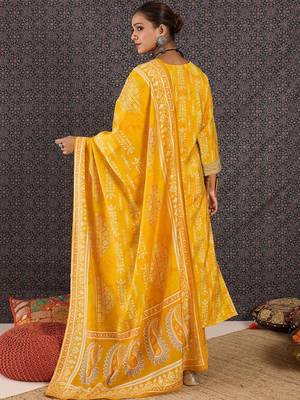 Women Ethnic Motifs Printed Regular Chanderi Silk Kurta with Trousers & With Dupatta 5