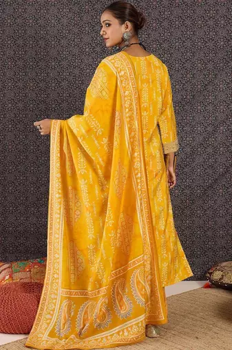 Women Ethnic Motifs Printed Regular Chanderi Silk Kurta with Trousers & With Dupatta