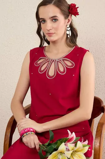 Women Solid Embroidered Kurta with Trousers