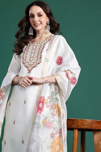 Floral Embroidered Thread Work Kurta With Trousers & Dupatta