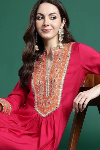 Ethnic Motifs Embroidered Kurta with Trousers