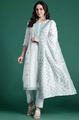 Ethnic Motifs Embroidered Kurta with Trousers & Dupatta