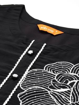 Floral Embroidered Pure Cotton Kurta with Trousers & Dupatta 2