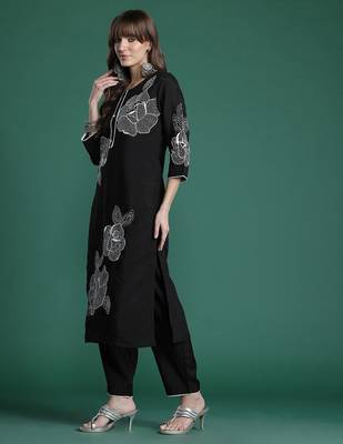 Floral Embroidered Pure Cotton Kurta with Trousers & Dupatta 6