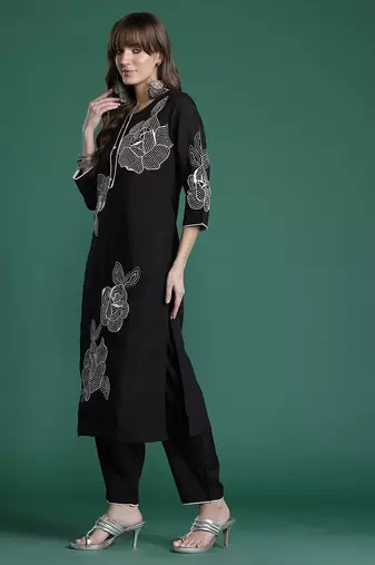 Floral Embroidered Pure Cotton Kurta with Trousers & Dupatta
