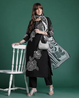 Floral Embroidered Pure Cotton Kurta with Trousers & Dupatta 8