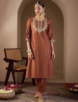 Women Ethnic Motifs Embroidered Regular Liva Kurta with Trousers & With Dupatta 3