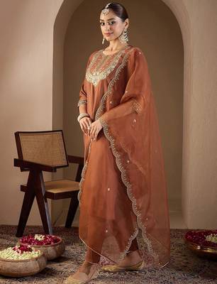 Women Ethnic Motifs Embroidered Regular Liva Kurta with Trousers & With Dupatta 4