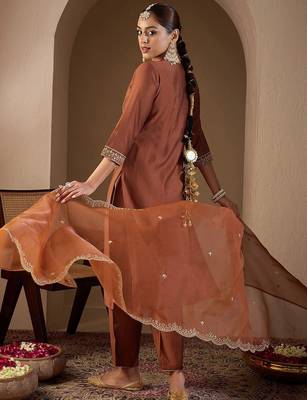 Women Ethnic Motifs Embroidered Regular Liva Kurta with Trousers & With Dupatta 5