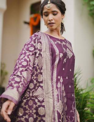 Women Woven Design Regular Kurta with Trousers & With Dupatta 4