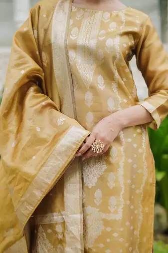 Ethnic Motifs Woven Design Straight Kurta With Trousers & Dupatta
