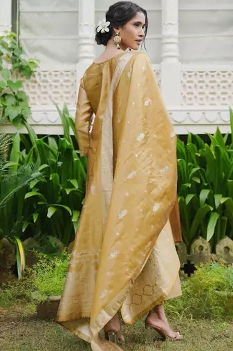 Ethnic Motifs Woven Design Straight Kurta With Trousers & Dupatta