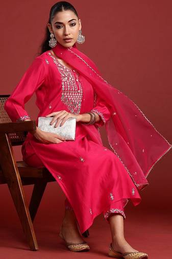 Ethnic Motifs Embroidered Sequinned Kurta With Trousers & Dupatta