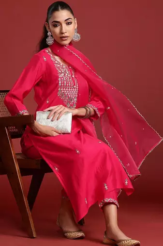 Ethnic Motifs Embroidered Sequinned Kurta With Trousers & Dupatta