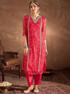Bandhani Printed V-Neck Zari Silk Chiffon Straight Kurta With Trousers & Dupatta 6