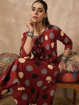 Women Ethnic Motifs Printed Pleated Pure Cotton Kurta with Trousers 1