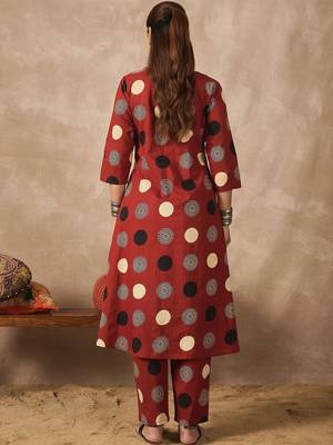 Women Ethnic Motifs Printed Pleated Pure Cotton Kurta with Trousers 5