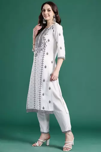Ethnic Motifs Printed Kurta With Trousers & Dupatta