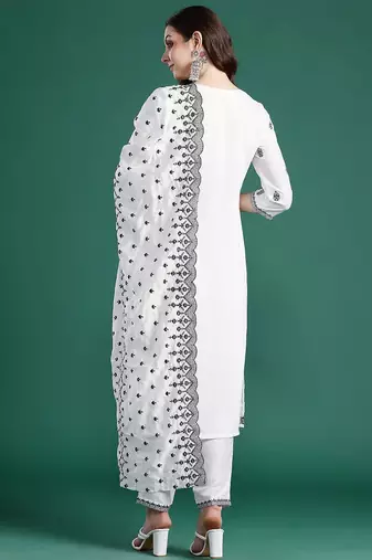 Ethnic Motifs Printed Kurta With Trousers & Dupatta