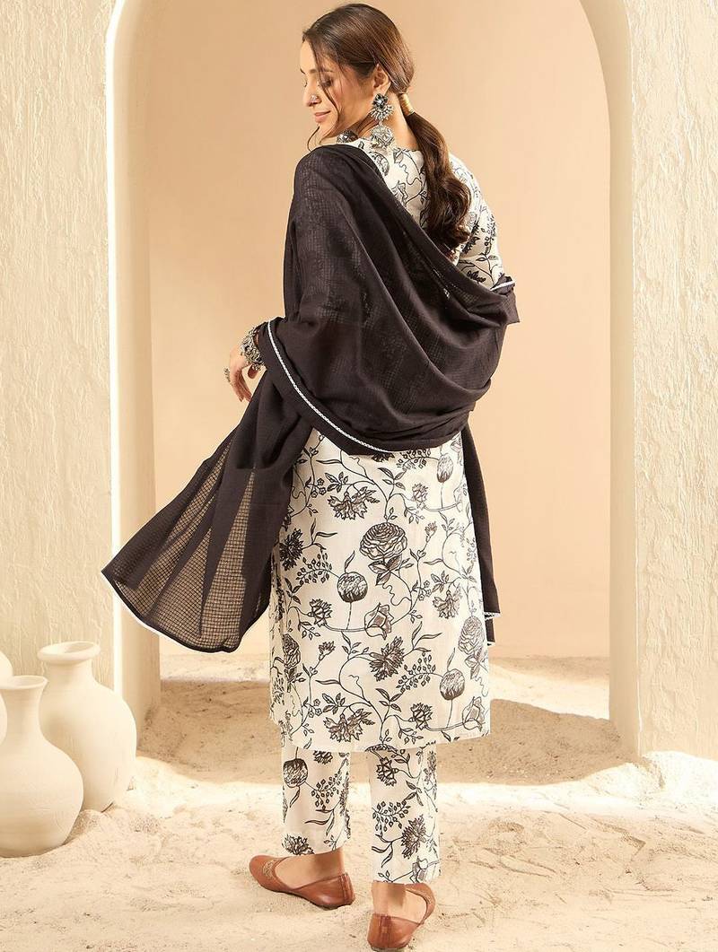 Women Printed Regular Mirror Work Pure Cotton Kurta with Trousers & With Dupatta