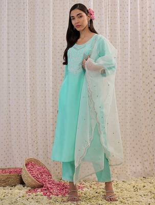 Floral Embroidered Regular Aari Work Kurta with Trousers & With Dupatta 1