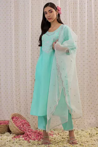 Floral Embroidered Regular Aari Work Kurta with Trousers & With Dupatta