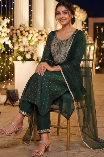 Women Embroidered Regular Chanderi Silk Kurta with Trousers & With Dupatta