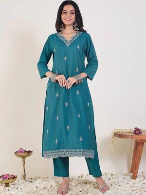 Women Ethnic Motifs Embroidered Regular Thread Work Kurta with Trousers & With Dupatta 1