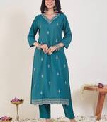 Women Ethnic Motifs Embroidered Regular Thread Work Kurta with Trousers & With Dupatta
