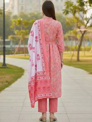 Women Floral Printed Empire Pure Cotton Kurta with Trousers & With Dupatta 3