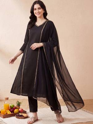 Women Regular Gotta Patti Pure Cotton Kurta with Trousers & With Dupatta 1