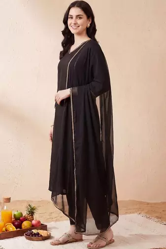 Women Regular Gotta Patti Pure Cotton Kurta with Trousers & With Dupatta