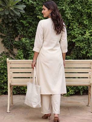Women Ethnic Motifs Embroidered Regular Thread Work Pure Cotton Kurta with Trousers 4