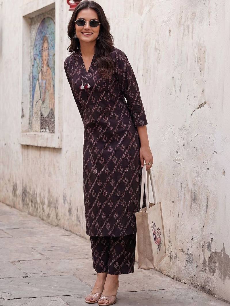 Women Ethnic Motifs Printed Regular Pure Cotton Kurta with Trousers