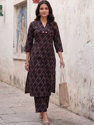 Women Ethnic Motifs Printed Regular Pure Cotton Kurta with Trousers 5