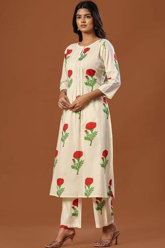 Women Floral Printed Regular Pure Cotton Kurta with Trousers