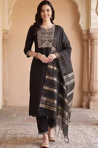 Women Ethnic Motifs Embroidered Regular Thread Work Liva Kurta with Trousers & With Dupatta