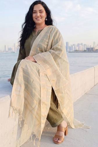 Women Ethnic Motifs Regular Kurta with Trousers & With Dupatta