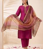 Women Regular Thread Work Kurta with Trousers & With Dupatta