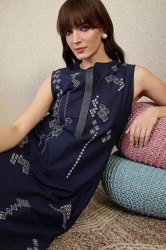 Women Ethnic Motifs Embroidered Regular Thread Work Pure Cotton Kurta with Palazzos