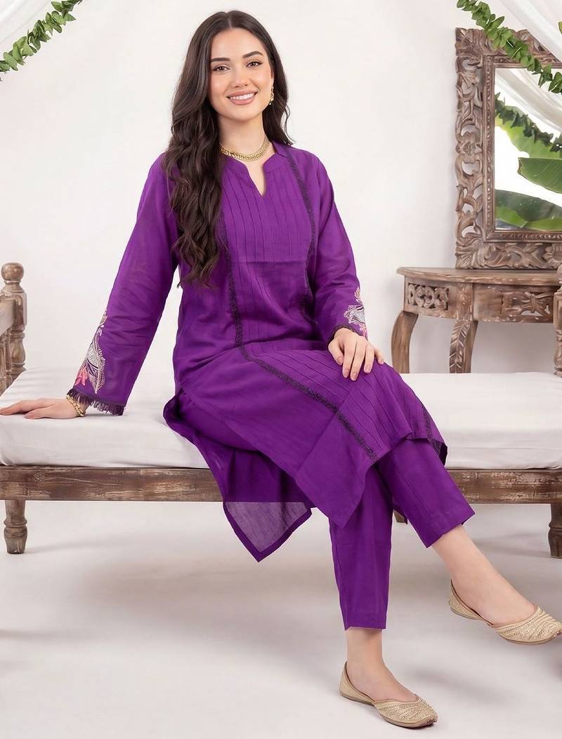 Women Ethnic Motifs Pleated Thread Work Kurta with Trousers