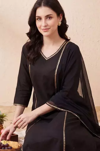 Women Regular Gotta Patti Pure Cotton Kurta with Trousers & With Dupatta
