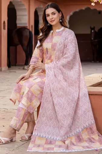 Women Printed Regular Pure Cotton Kurta with Trousers & With Dupatta