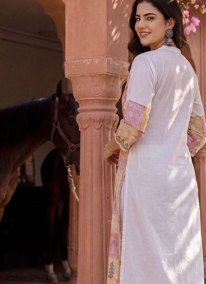 Women Printed Regular Pure Cotton Kurta with Trousers & With Dupatta